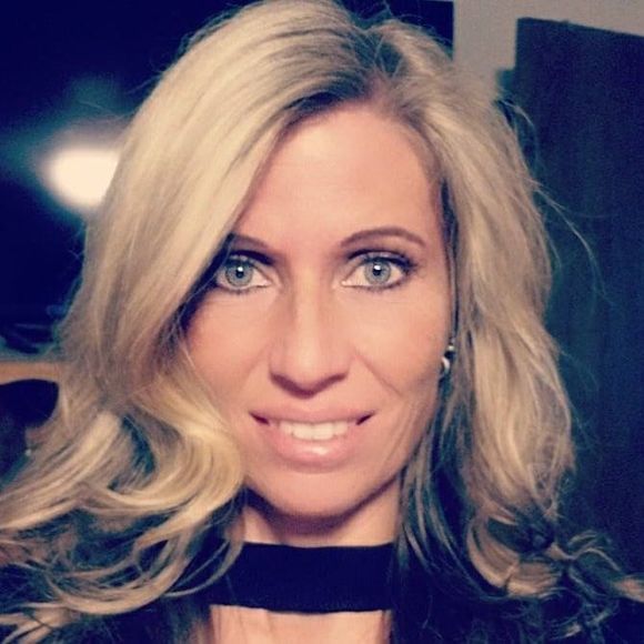 Meet your Posher, Robbie - Picture 1 of 1